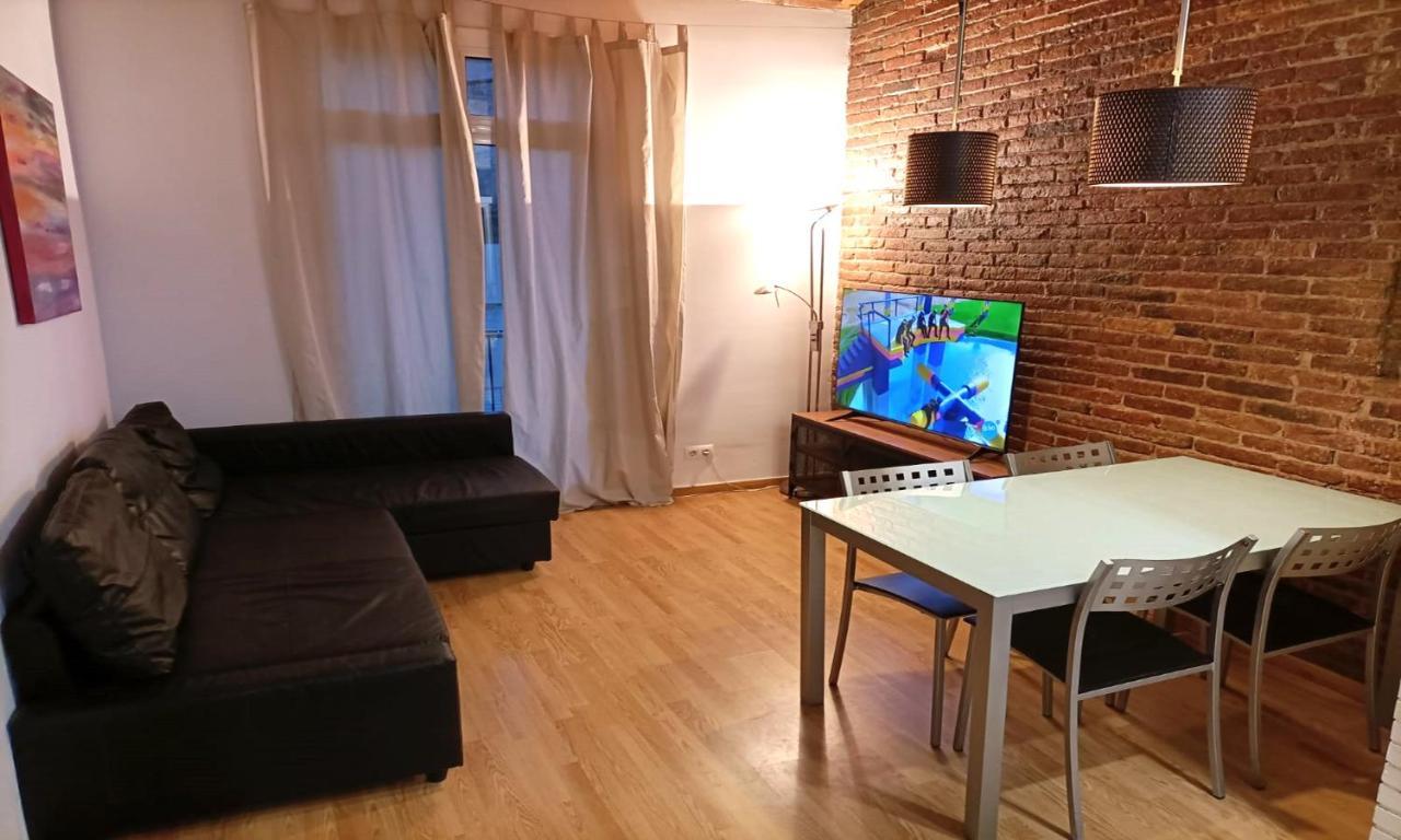 La Fira Apartment Barcelona Luaran gambar