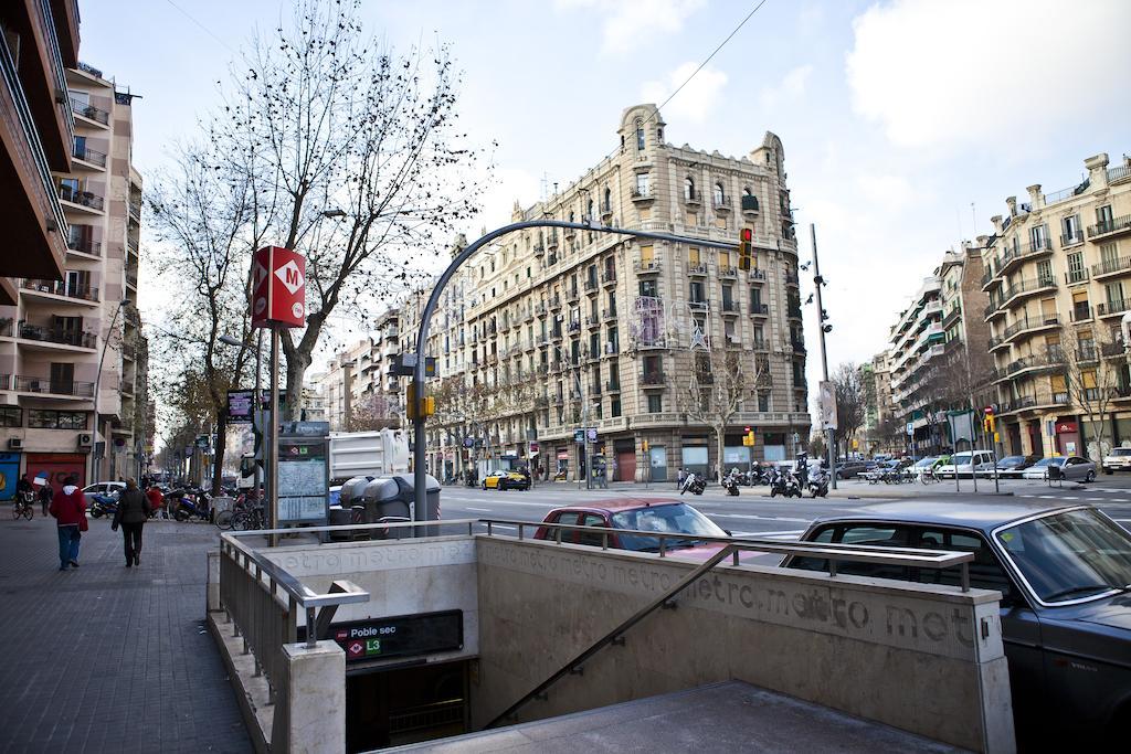 La Fira Apartment Barcelona Luaran gambar